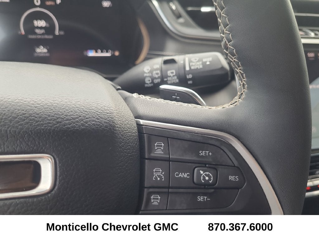 2023 Jeep Grand Cherokee Laredo 4x4