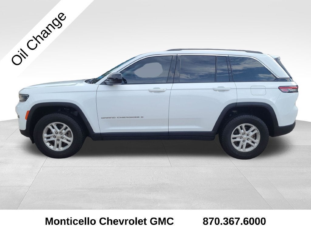 2023 Jeep Grand Cherokee Laredo 4x4
