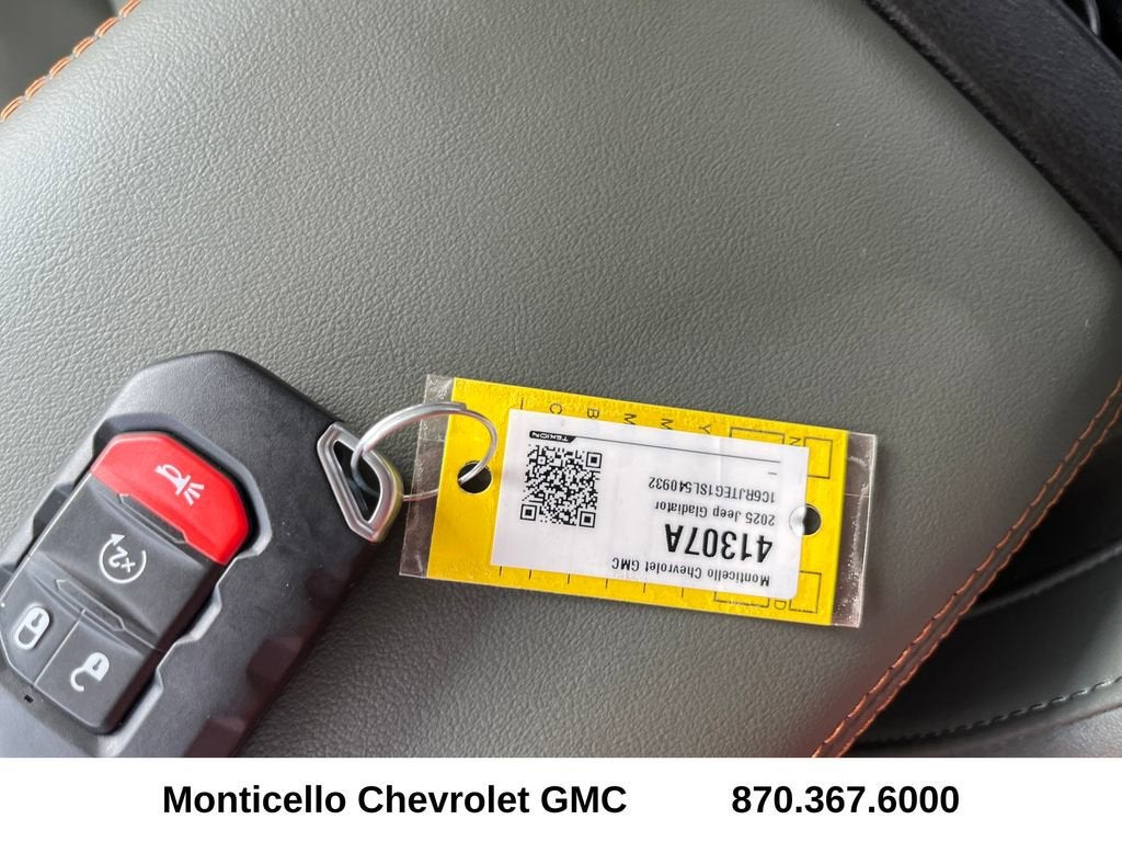 2025 Jeep Gladiator Mojave 4x4