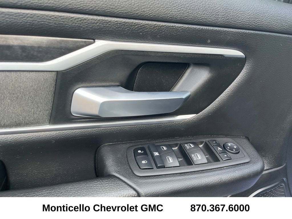 2023 RAM 1500 Lone Star Crew Cab 4x4 5'7" Box