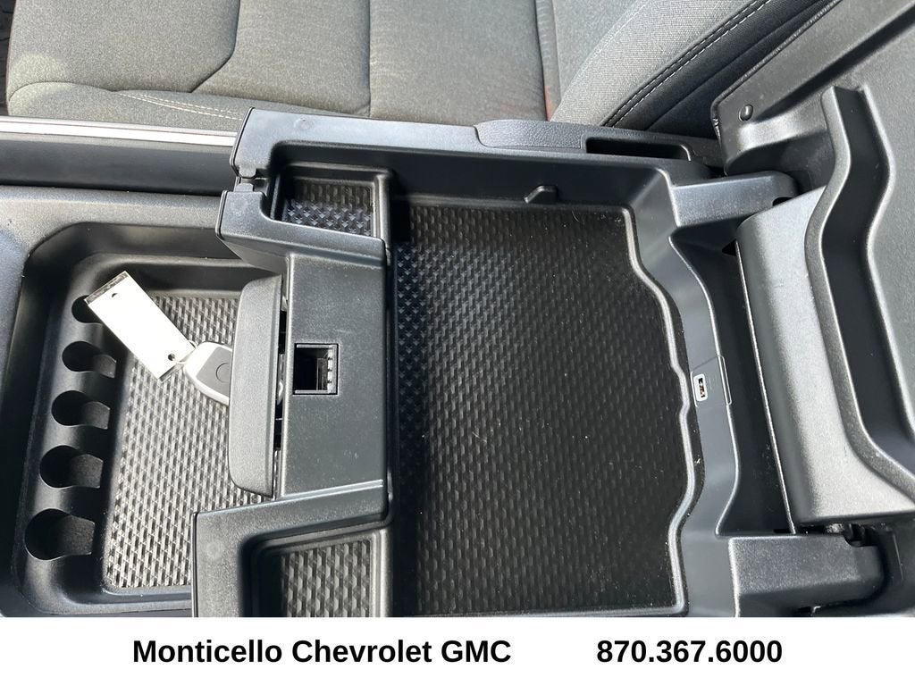 2023 RAM 1500 Lone Star Crew Cab 4x4 5'7" Box