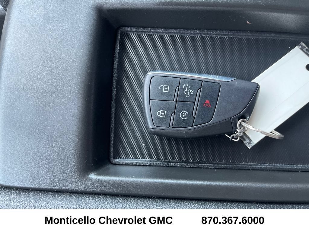 2023 Chevrolet Silverado 1500 LT (2FL)