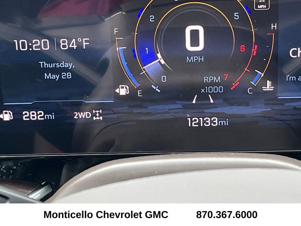 2025 Chevrolet Suburban LS
