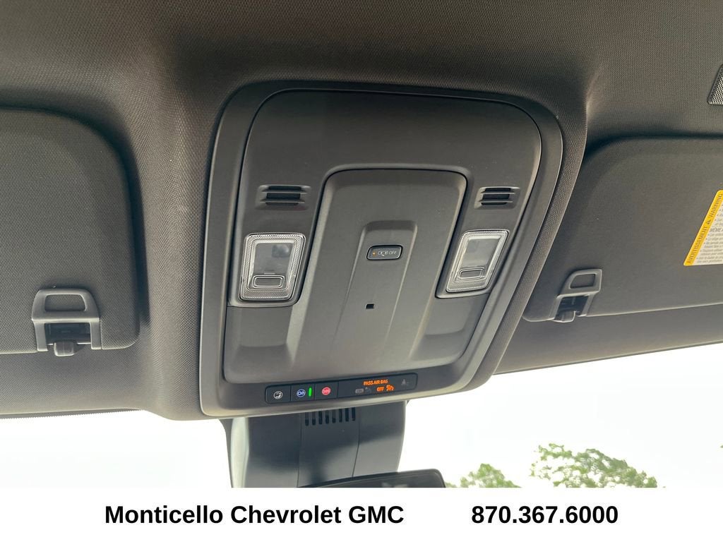 2025 Chevrolet Suburban LS