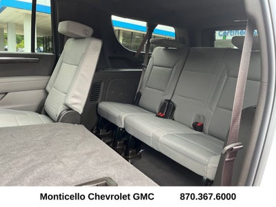 2025 Chevrolet Suburban LS