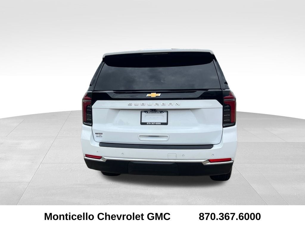 2025 Chevrolet Suburban LS