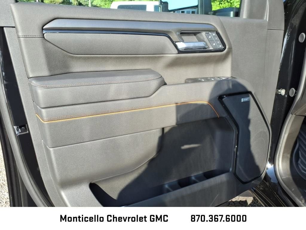 2025 GMC Sierra 2500 HD AT4