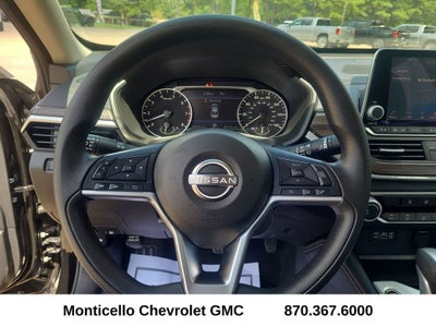 2023 Nissan Altima SV FWD