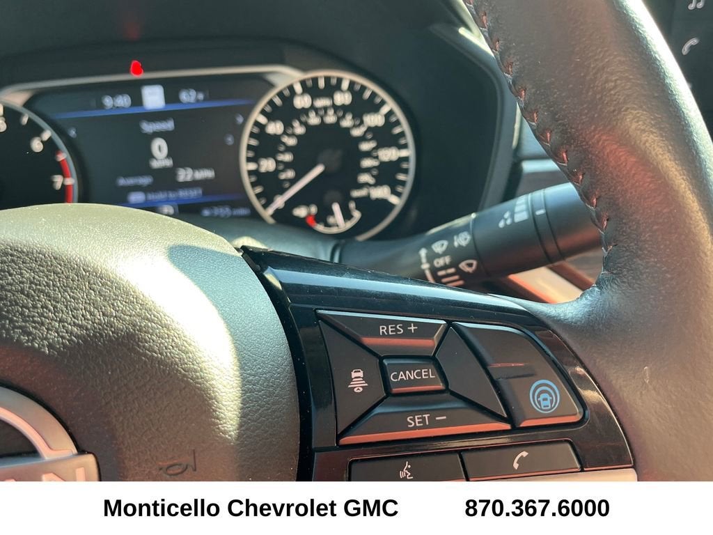 2023 Nissan Altima SL FWD