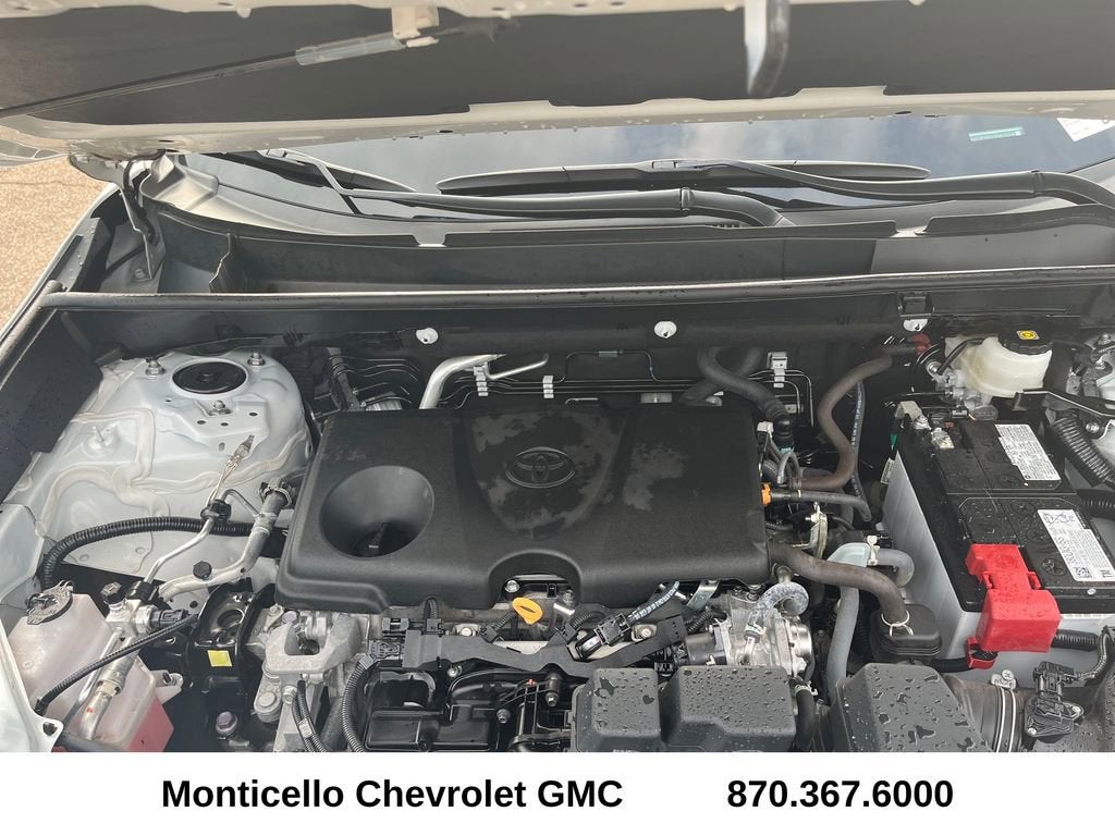 2024 Toyota RAV4 XLE