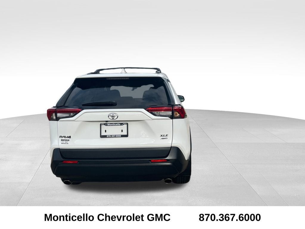 2024 Toyota RAV4 XLE