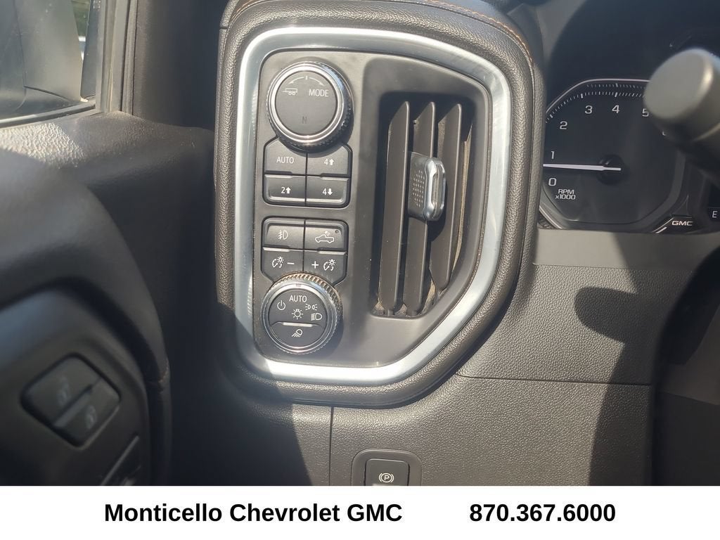 2022 GMC Sierra 1500 Limited AT4