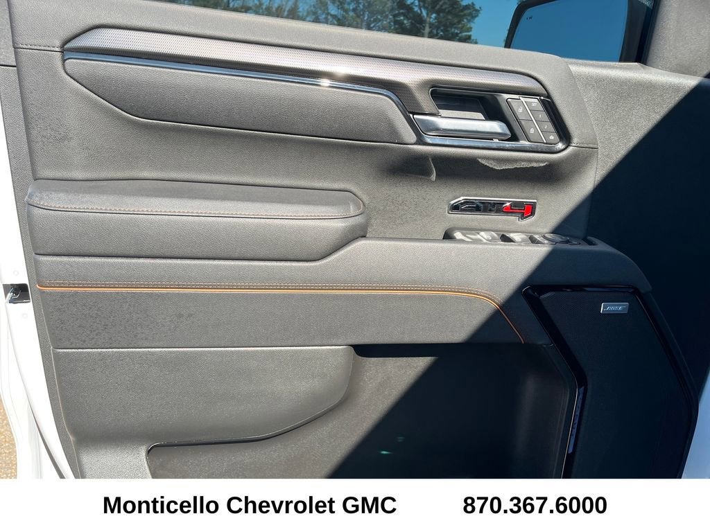 2025 GMC Sierra 1500 AT4