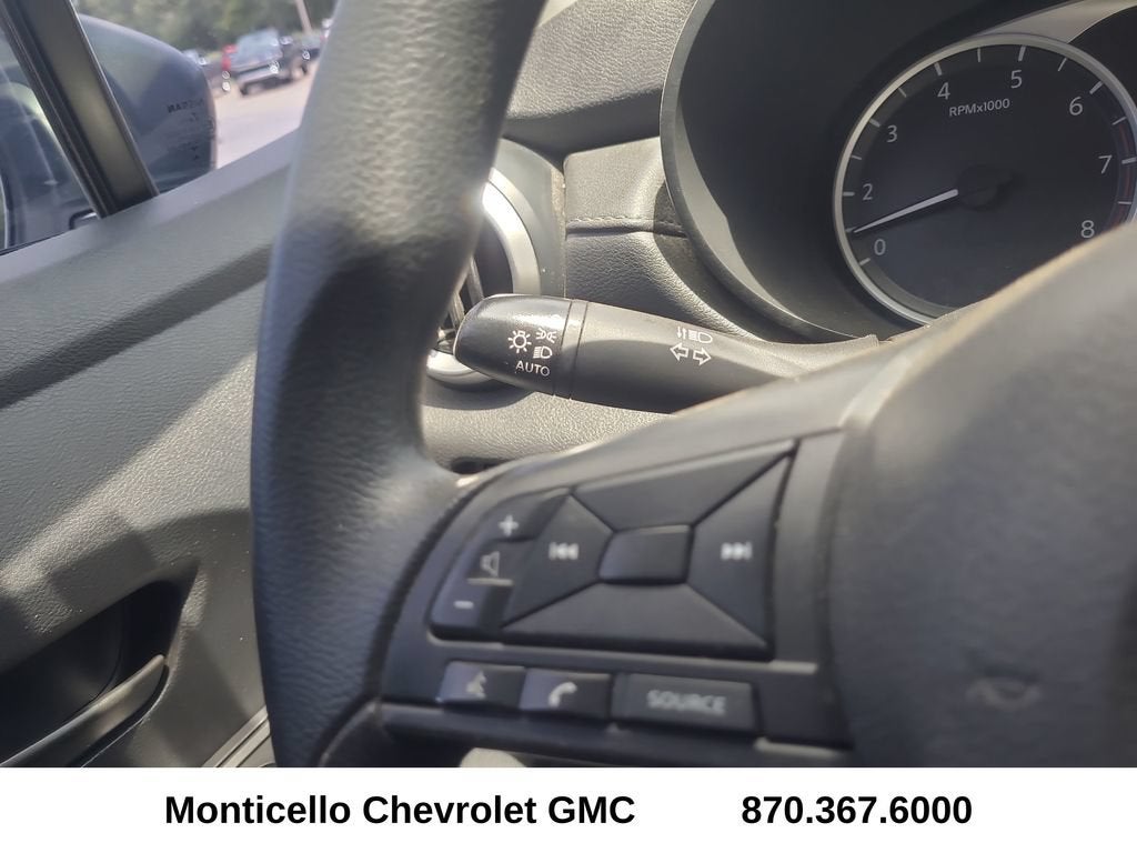 2025 Nissan Versa 1.6 S