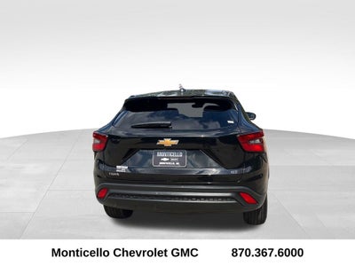 2025 Chevrolet Trax LS